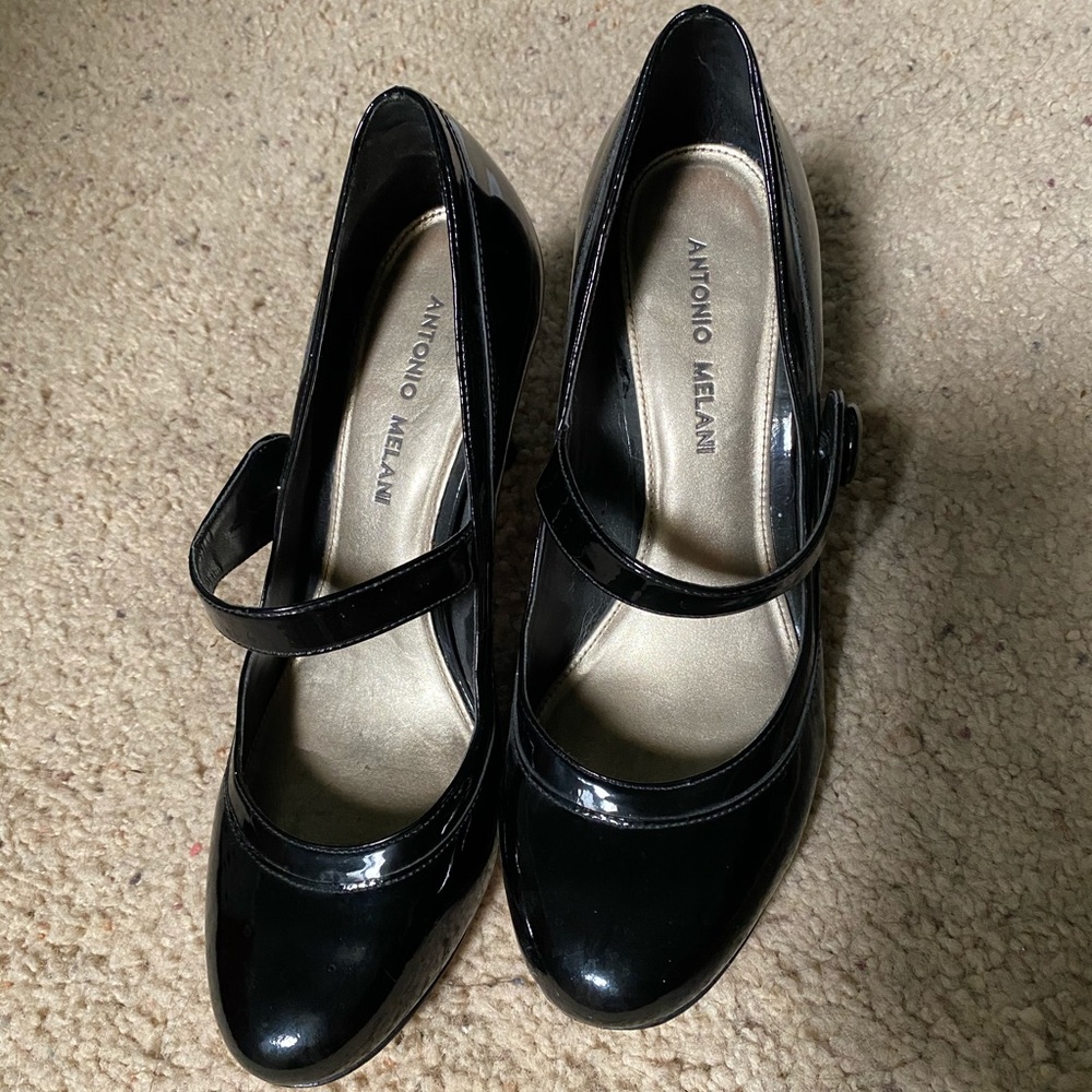 Mary Jane Pumps